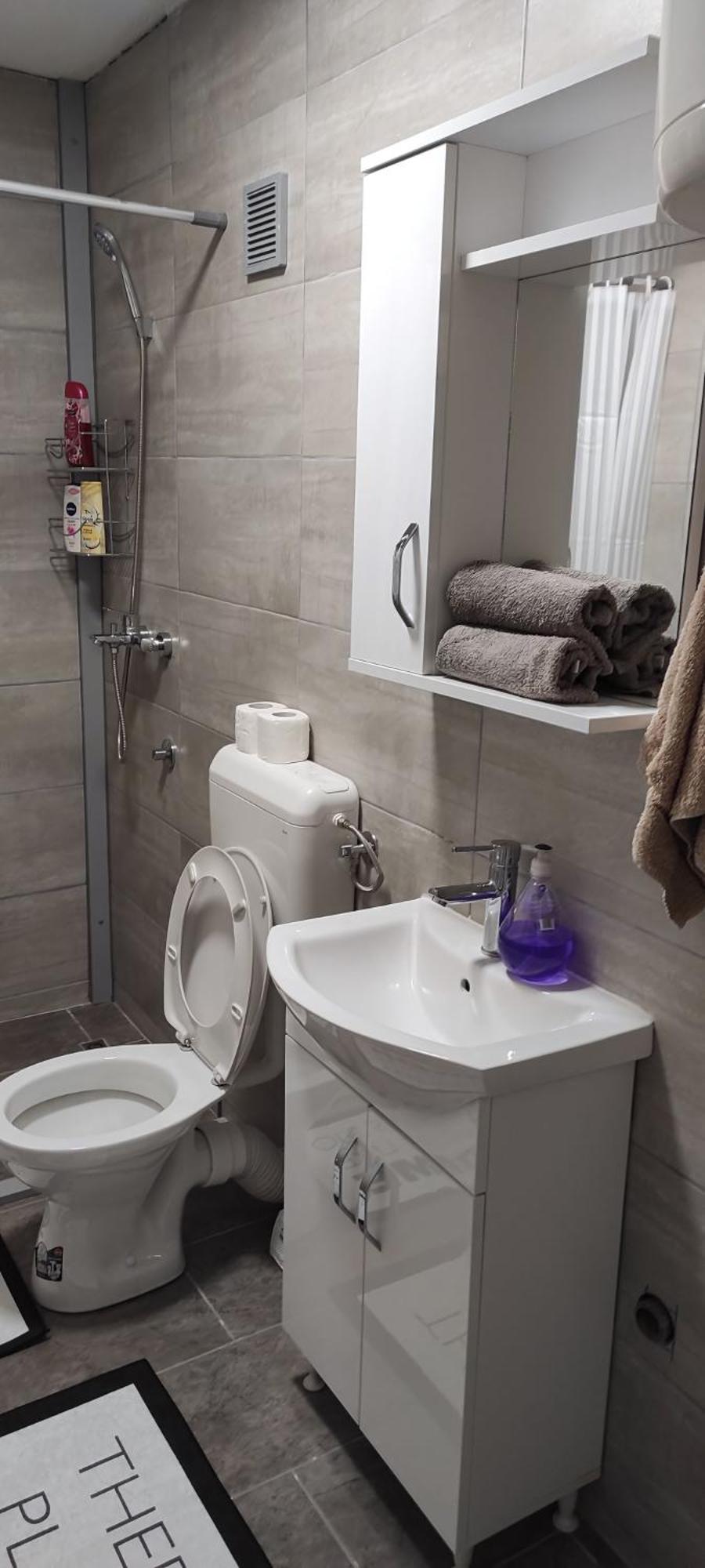 Apartmani Elegance トゥズラ エクステリア 写真