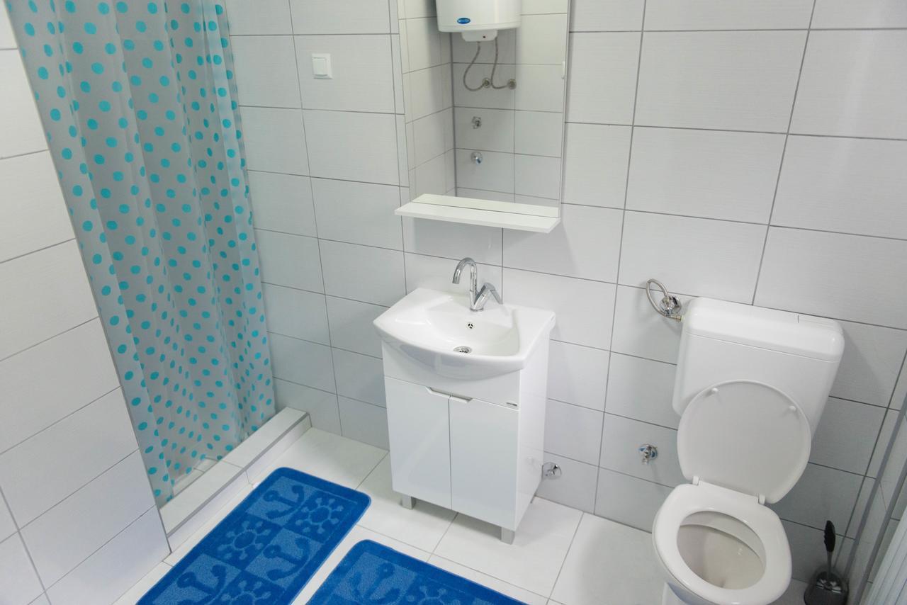 Apartmani Elegance トゥズラ エクステリア 写真
