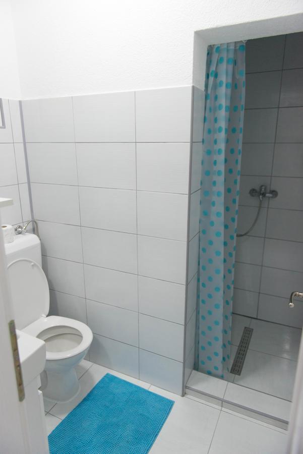 Apartmani Elegance トゥズラ エクステリア 写真